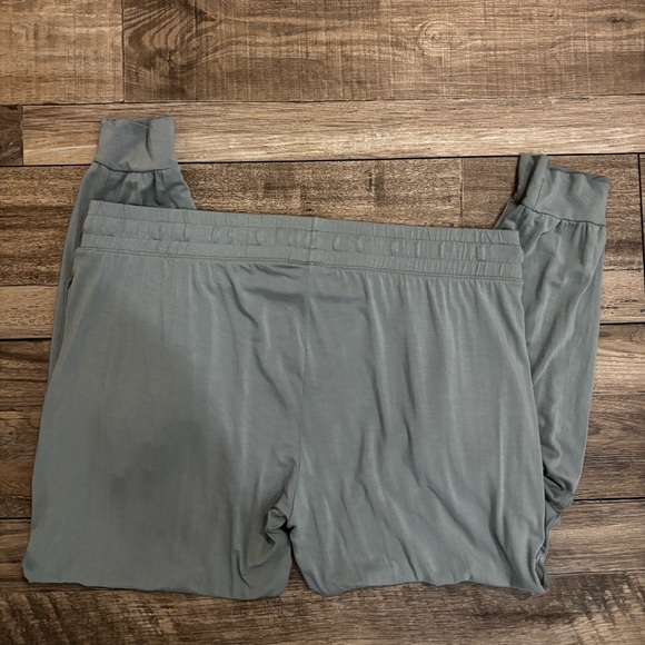 Little Sleepies Blue-Grey Bamboo Pajama Set, size Large - Picture 10 of 10